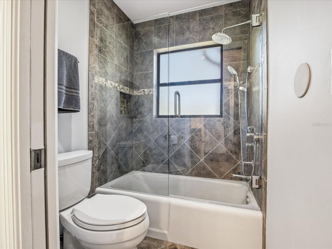10 Windrush Court , Oldsmar, FL 34677 Photo