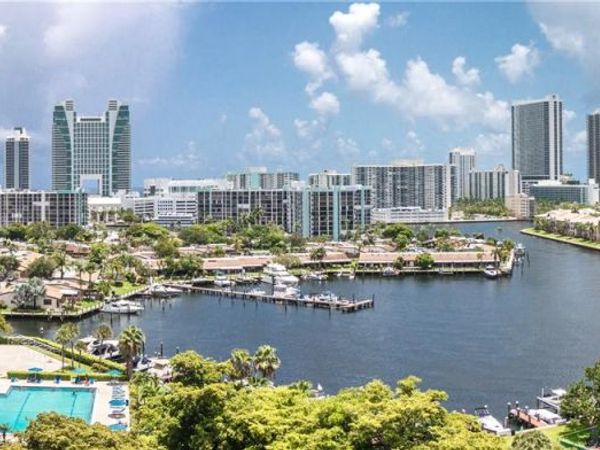 500 Three Islands Blvd , Unit 822, Hallandale Beach, FL 33009