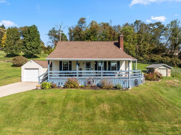 945 BETTY ZANE RD, Wheeling, WV 26003