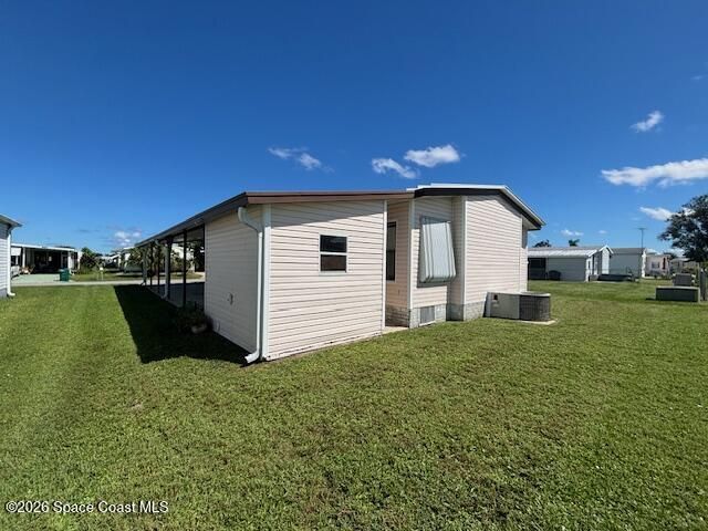 945 Jacaranda Drive , Sebastian, FL 32976 Photo