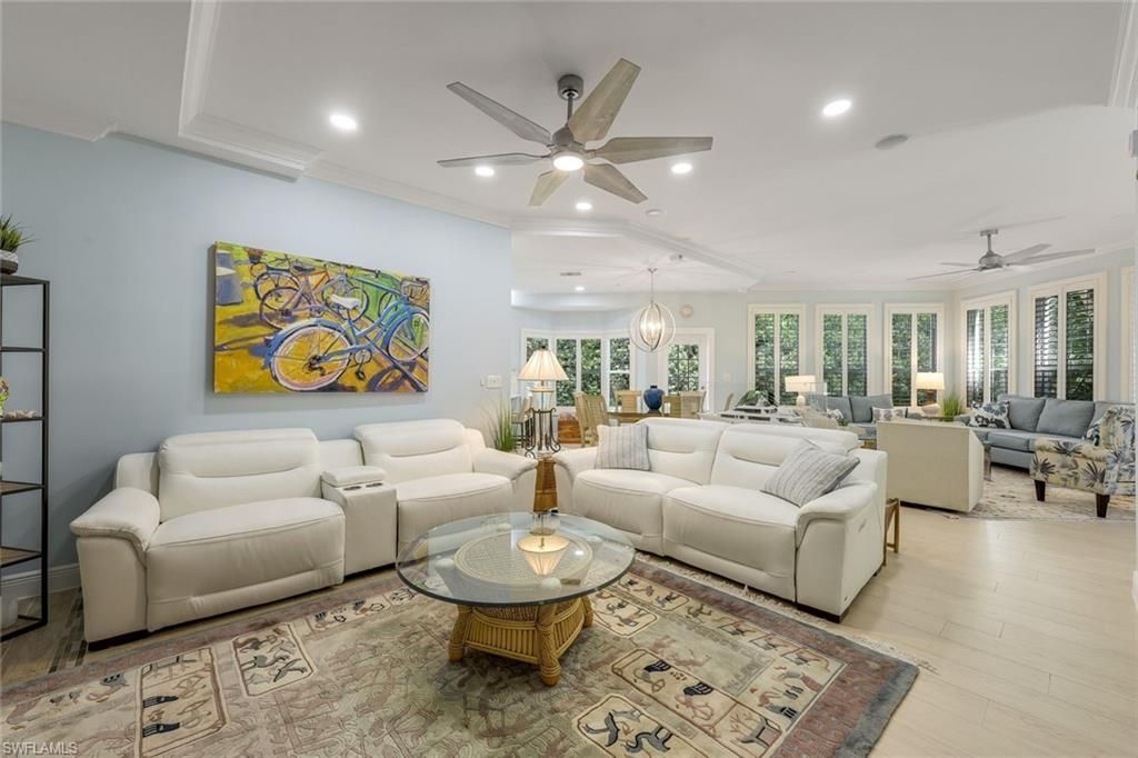 269 Colonade Cir, Unit 2802, Naples, FL 34103 Photo
