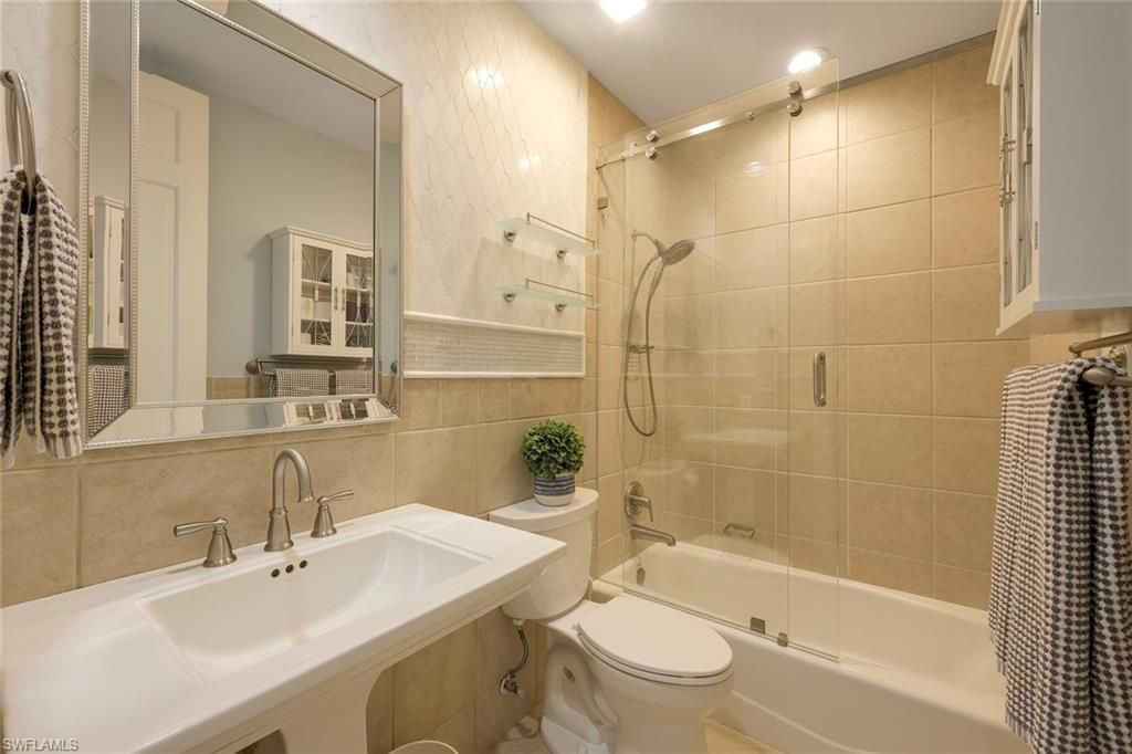 269 Colonade Cir, Unit 2802, Naples, FL 34103 Photo