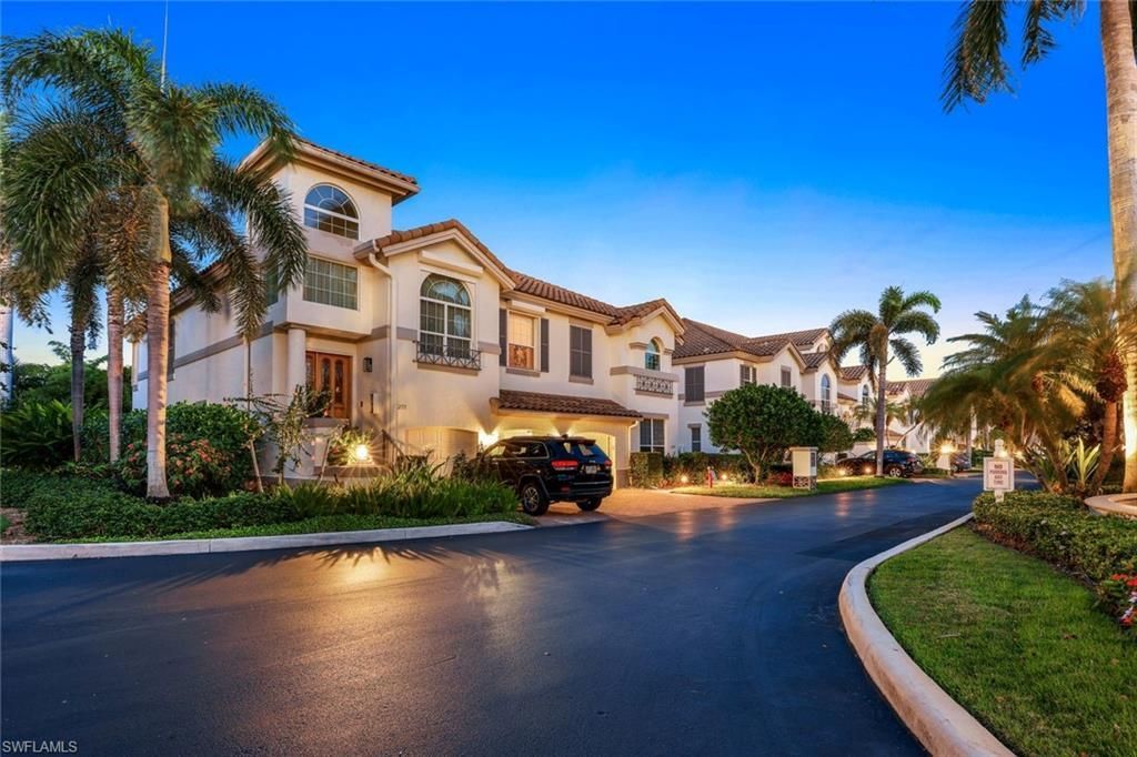 269 Colonade Cir, Unit 2802, Naples, FL 34103 Photo