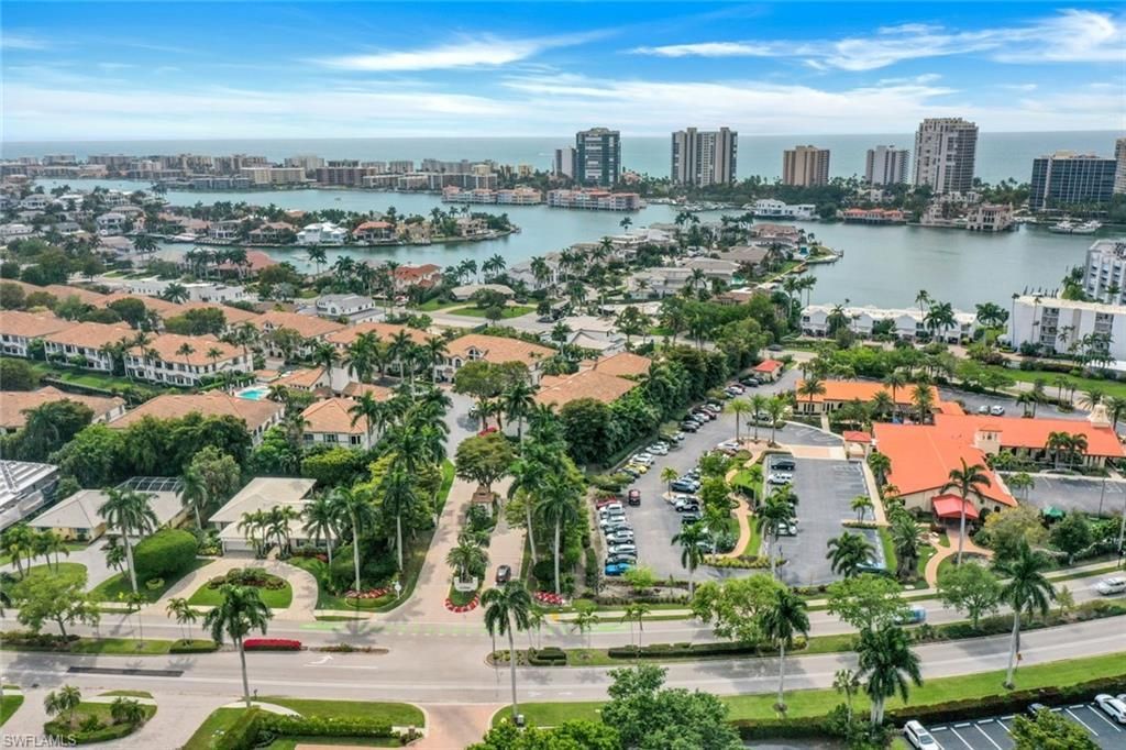 269 Colonade Cir, Unit 2802, Naples, FL 34103 Photo