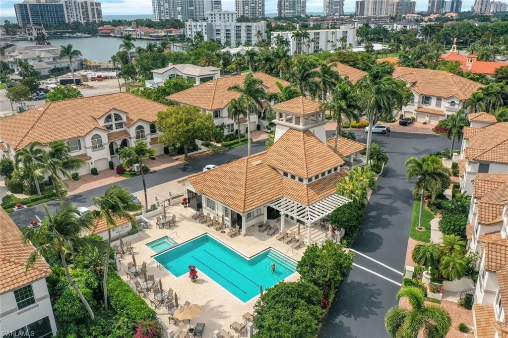 269 Colonade Cir, Unit 2802, Naples, FL 34103 Photo
