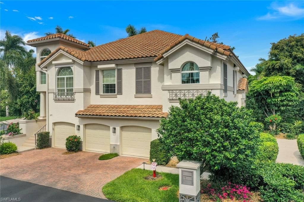 269 Colonade Cir, Unit 2802, Naples, FL 34103 Photo