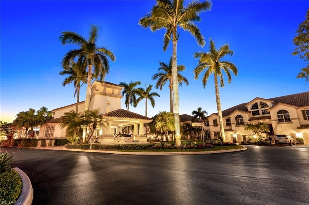 269 Colonade Cir, Unit 2802, Naples, FL 34103 Photo