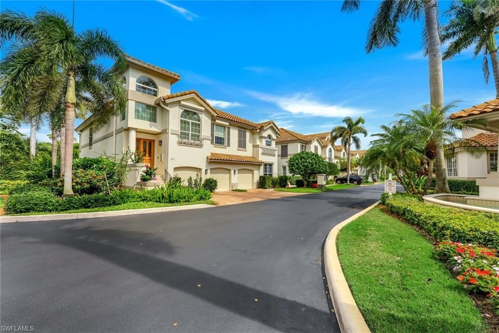 269 Colonade Cir, Unit 2802, Naples, FL 34103 Photo