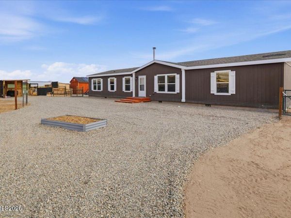 52 Mason Pass Road, Yerington, NV 89447