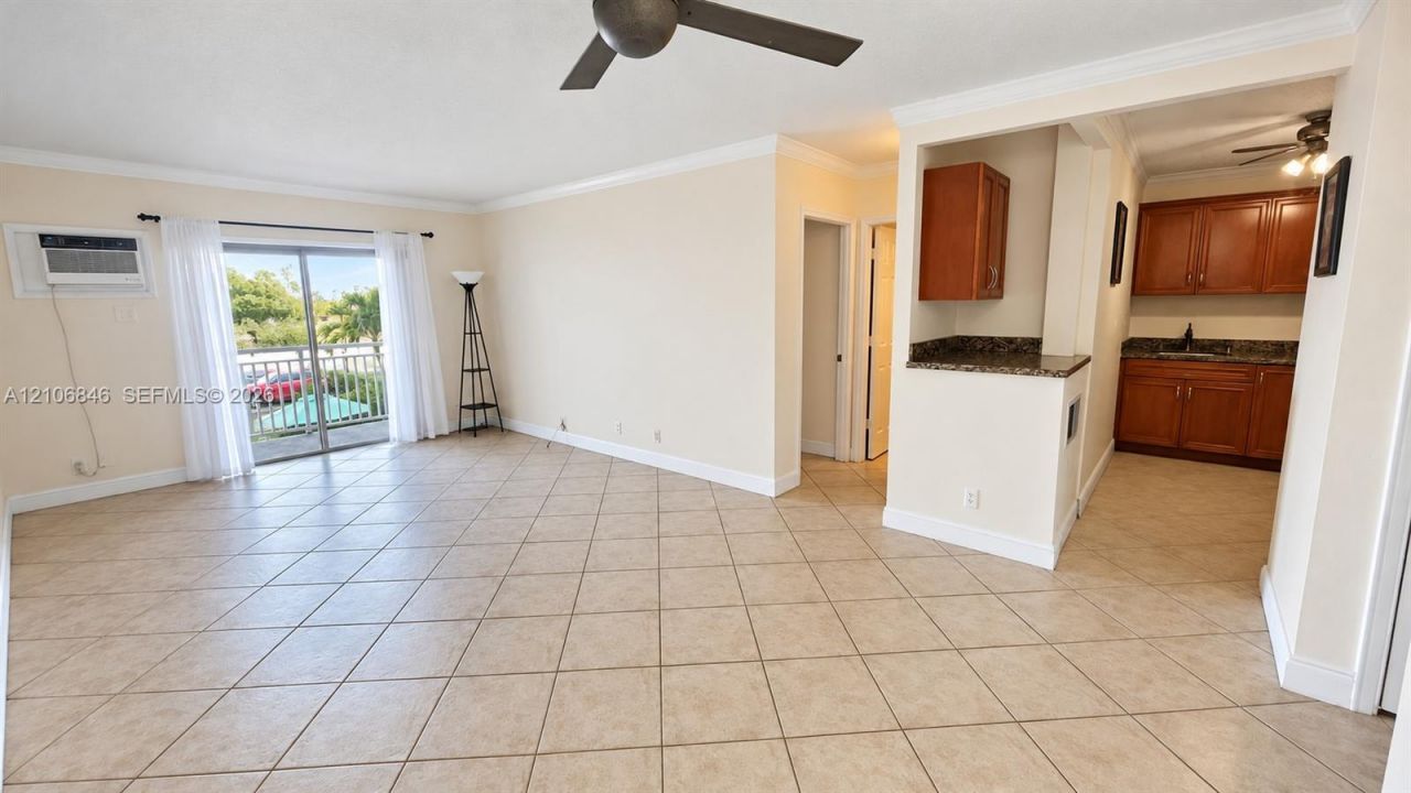 200 S Birch Rd , Unit 211, Fort Lauderdale, FL 33316 Photo