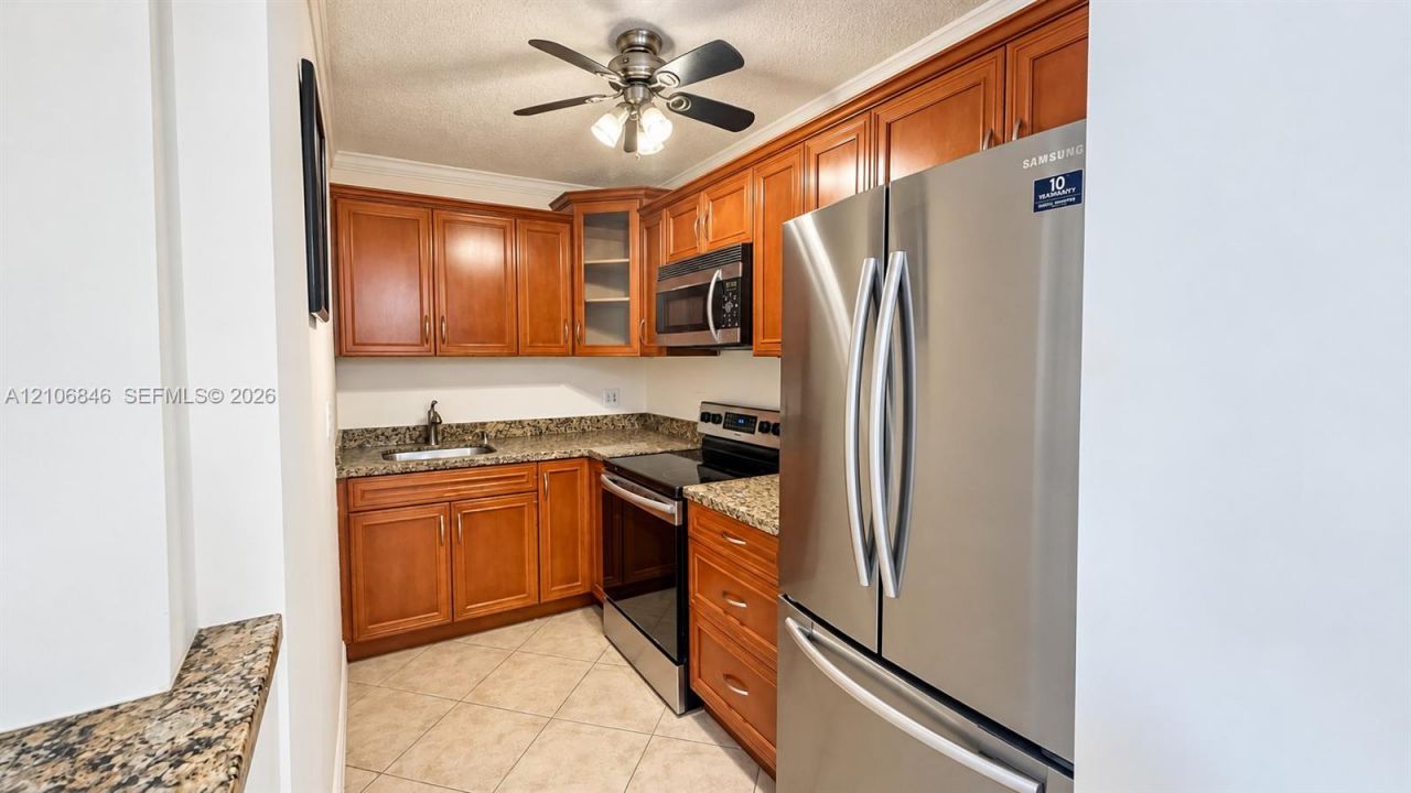 200 S Birch Rd , Unit 211, Fort Lauderdale, FL 33316 Photo