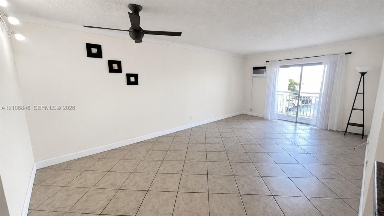 200 S Birch Rd , Unit 211, Fort Lauderdale, FL 33316 Photo