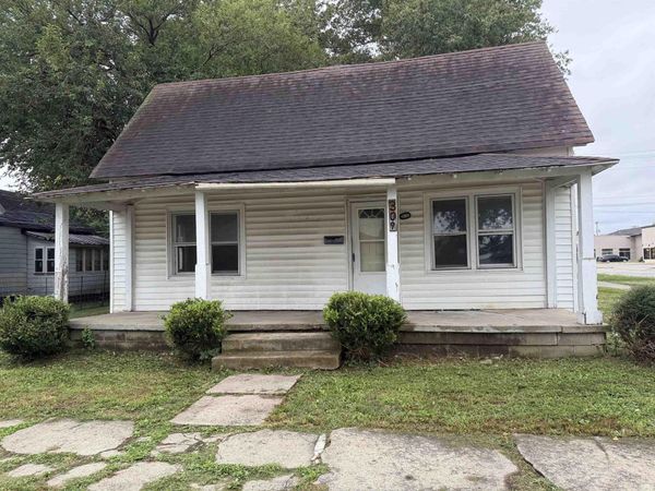 309 NE B Street, Linton, IN 47441