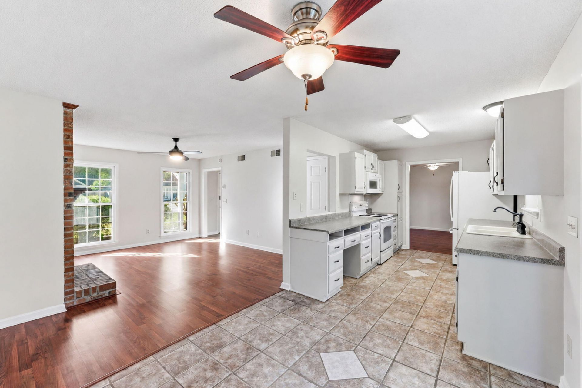 113 Alwyn Boulevard Photo 15