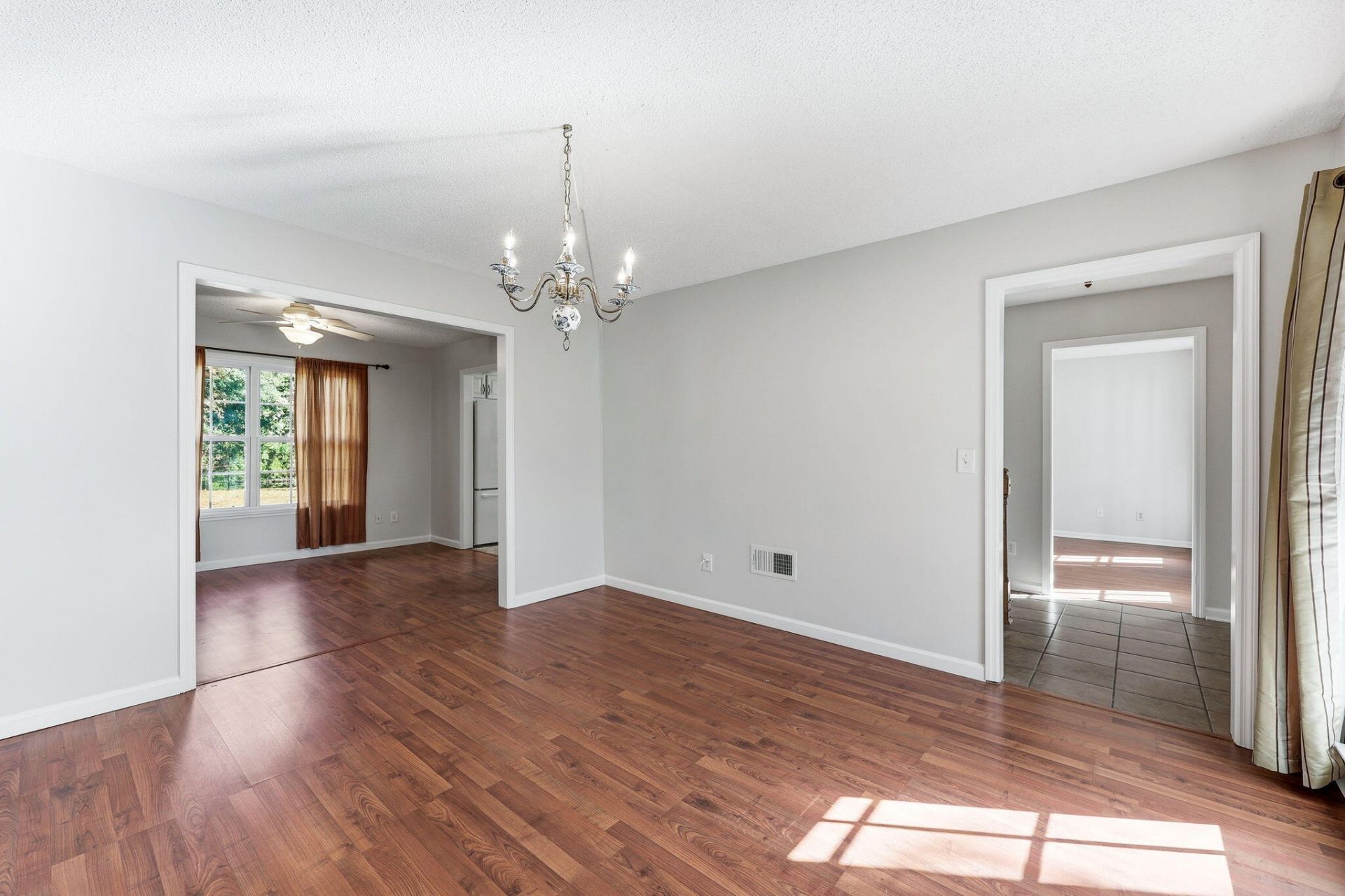 113 Alwyn Boulevard Photo 22