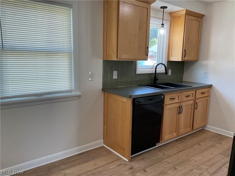 1729 Rockefeller Road, Wickliffe, OH 44092 Photo 4