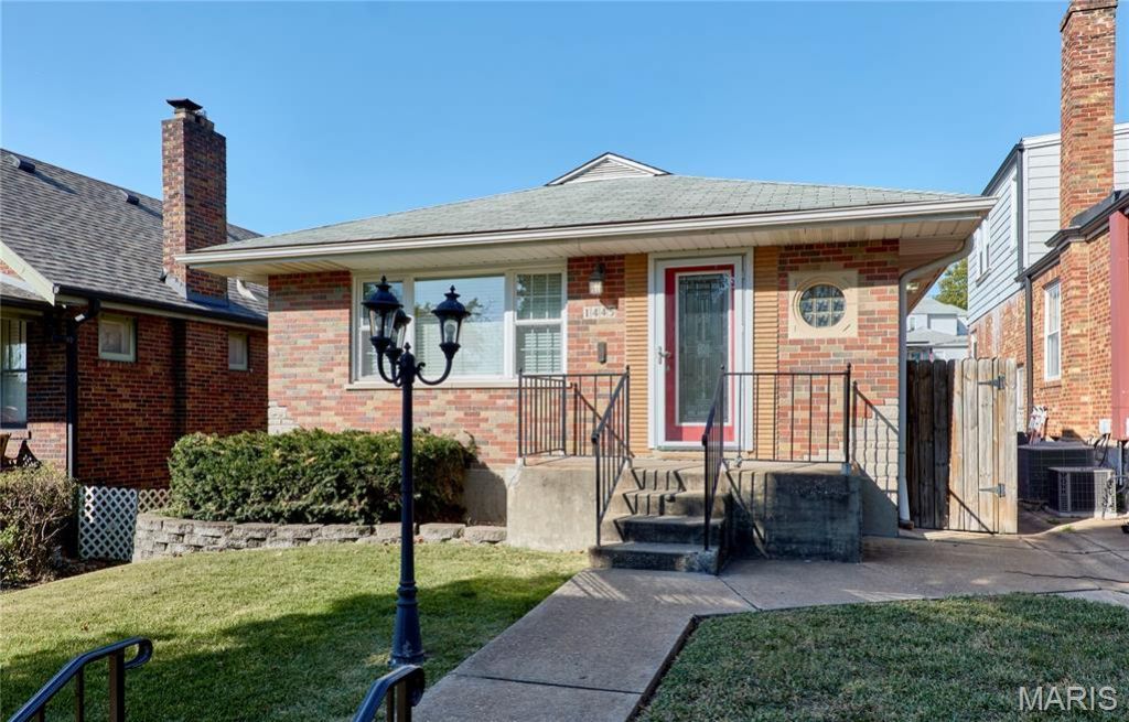 1445 Gregg Avenue, Saint Louis, MO 63139 Main Photo