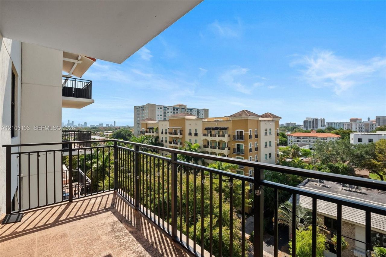 888 S Douglas Rd , Unit 602, Coral Gables, FL 33134 Photo