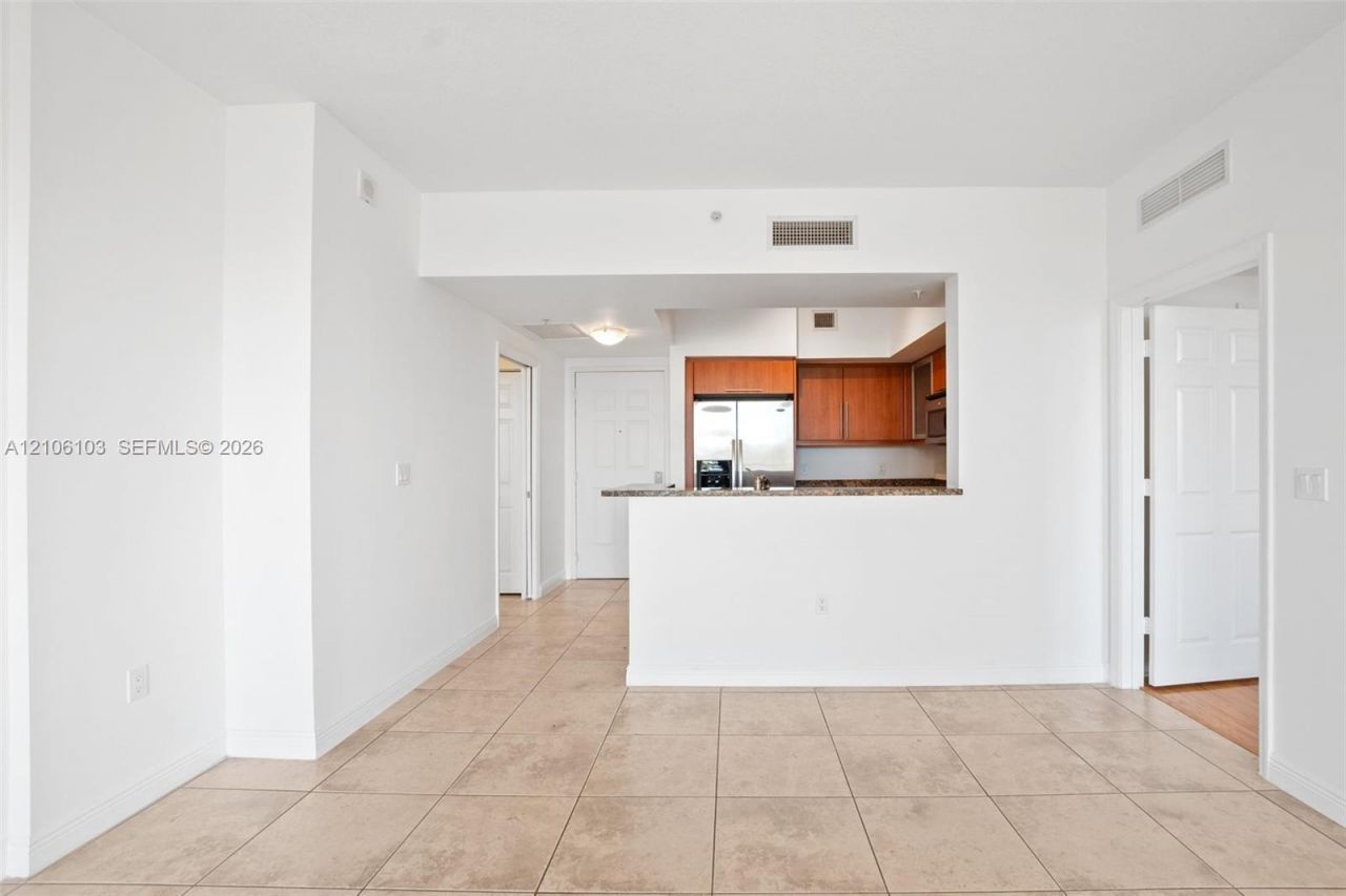 888 S Douglas Rd , Unit 602, Coral Gables, FL 33134 Photo
