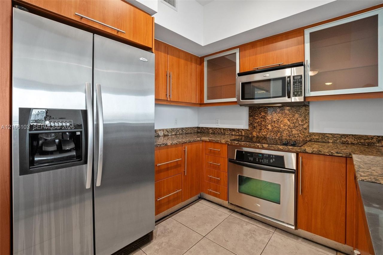 888 S Douglas Rd , Unit 602, Coral Gables, FL 33134 Photo
