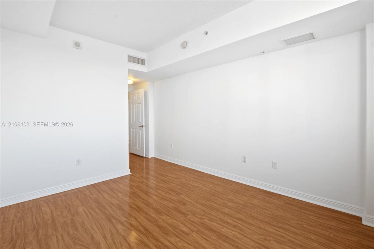 888 S Douglas Rd , Unit 602, Coral Gables, FL 33134 Photo