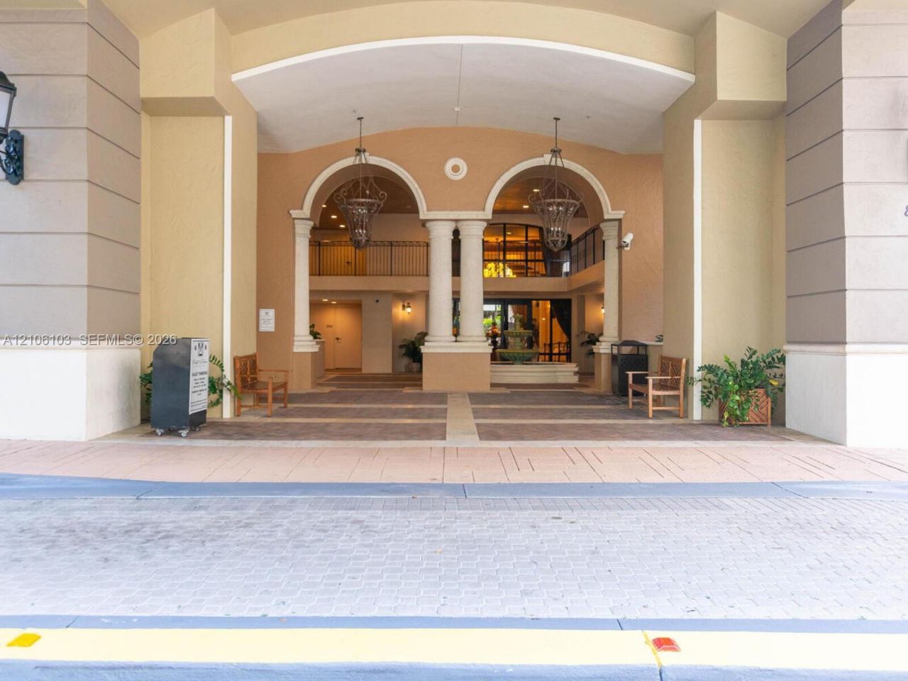 888 S Douglas Rd , Unit 602, Coral Gables, FL 33134 Photo
