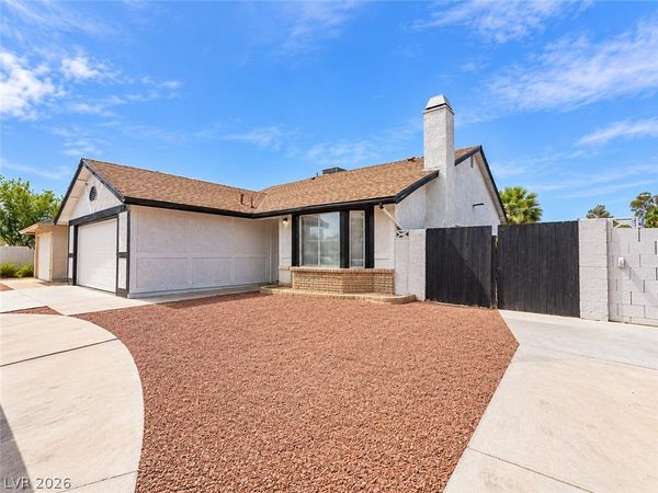5804 Westport Circle, Las Vegas, NV 89108