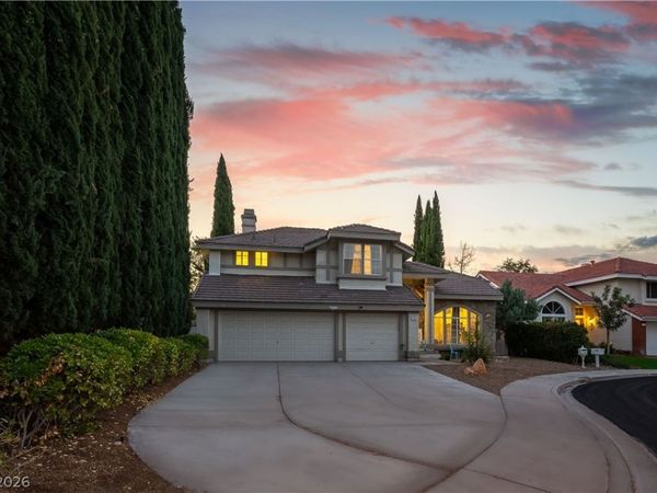 2929 Hampton Bluff Street , Las Vegas, NV 89117