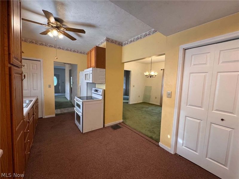 9237 State Route 43, Bloomingdale, OH 43910 Photo 10
