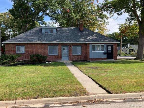 3302 Stone Street , Port Huron, Mi 48060