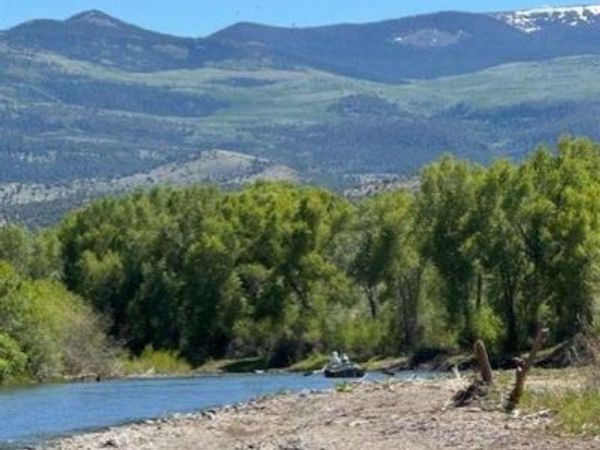 553 Pfeiffer Loop, South Fork, CO 81154