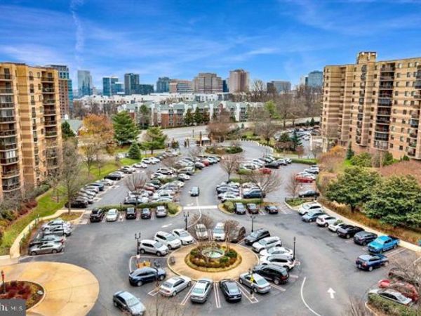8360 GREENSBORO DRIVE, Unit 706, MCLEAN, VA 22102