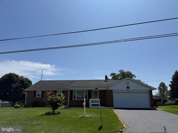 112 E CLEARVIEW DRIVE, SHREWSBURY, PA 17361