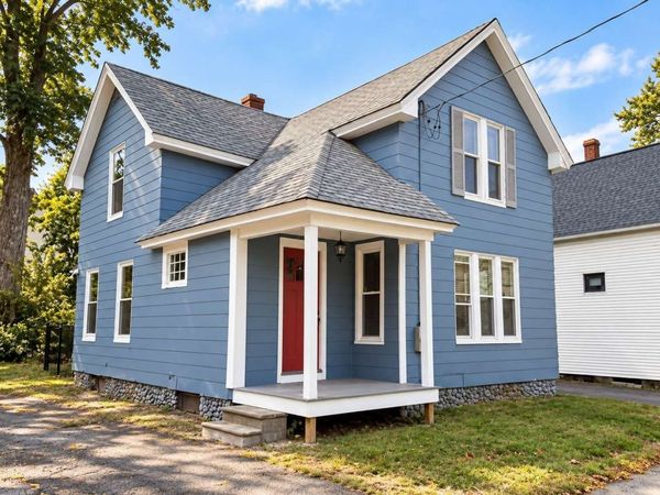 986 Main St., Clinton, MA 01510