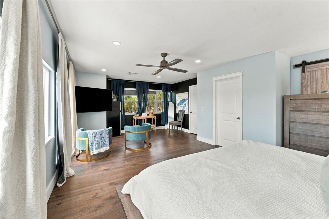 135 Harbor Drive, Palm Harbor, FL 34683 Photo