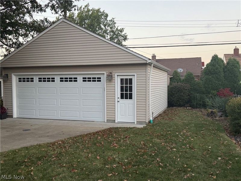 5710 HAMPSTEAD Avenue, Parma, OH 44129 Photo 29