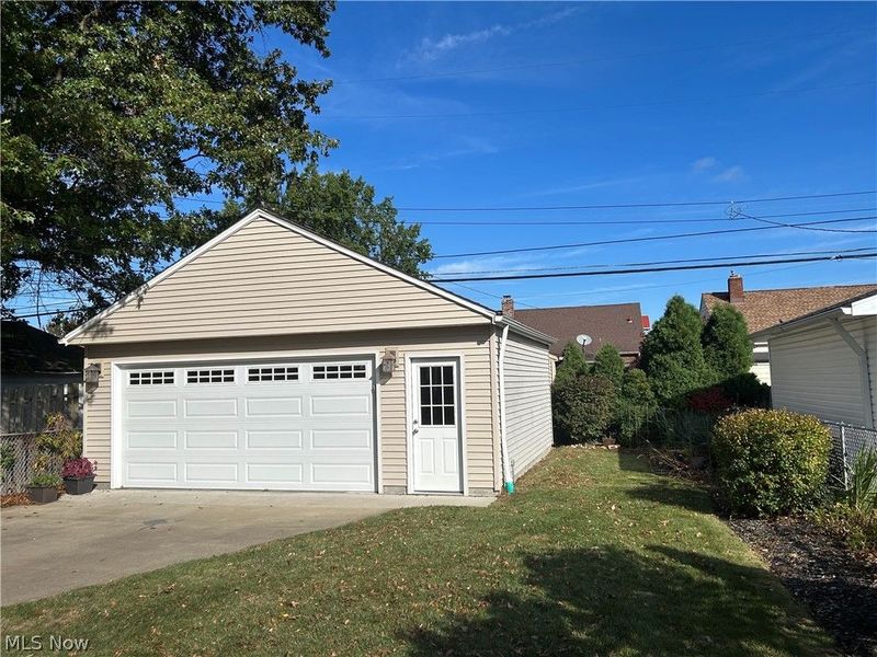 5710 HAMPSTEAD Avenue, Parma, OH 44129 Photo 30