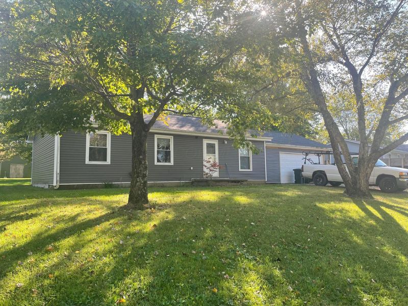 6481 Putnam Drive , Circleville, OH 43113 Photo 1