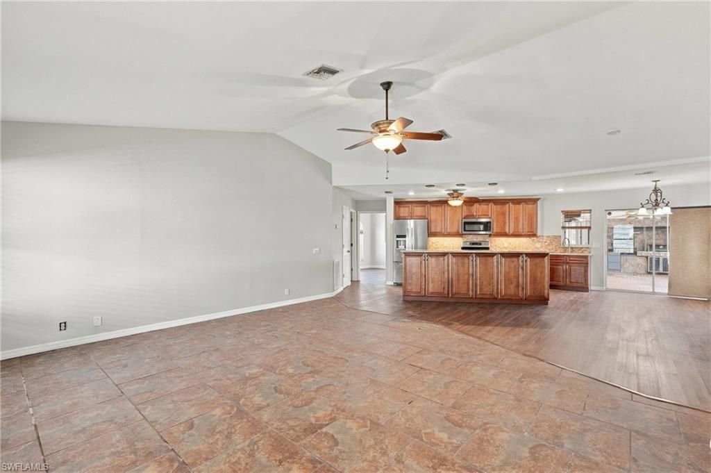 3914 SW 25th Ct, Cape Coral, FL 33914 Photo