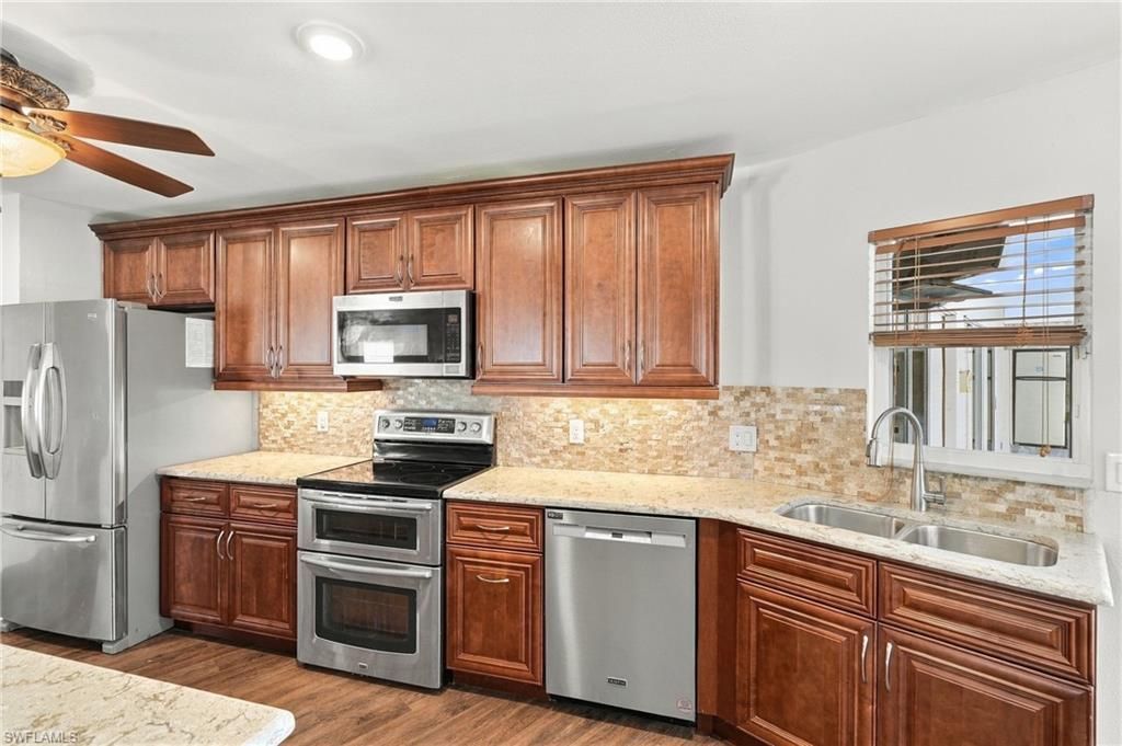3914 SW 25th Ct, Cape Coral, FL 33914 Photo