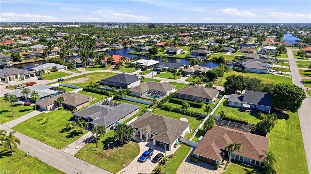 3914 SW 25th Ct, Cape Coral, FL 33914 Photo