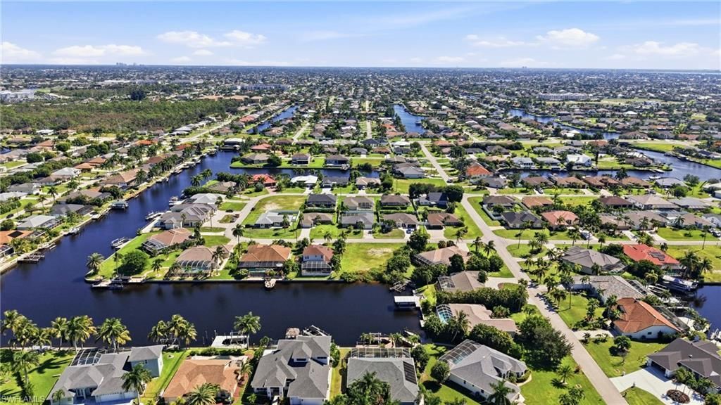 3914 SW 25th Ct, Cape Coral, FL 33914 Photo