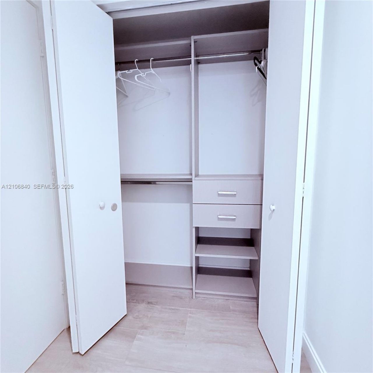 55 SW 9th St, Unit 3903, Miami, FL 33130 Photo
