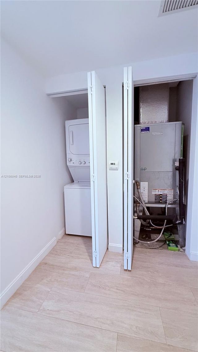 55 SW 9th St, Unit 3903, Miami, FL 33130 Photo