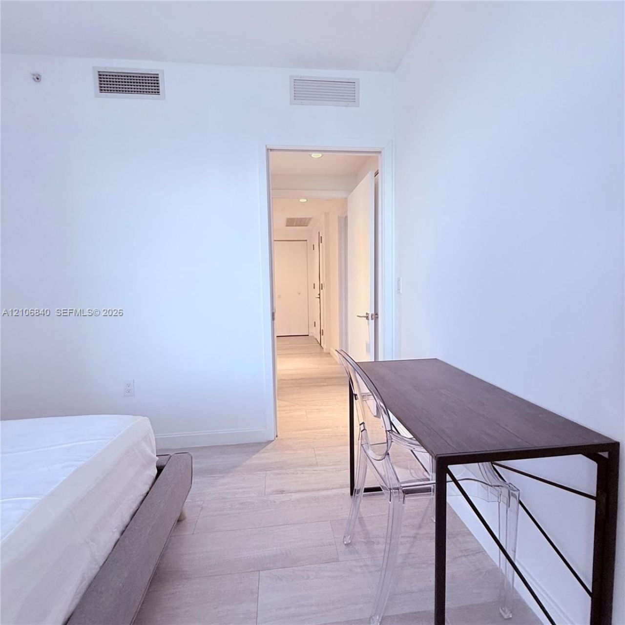 55 SW 9th St, Unit 3903, Miami, FL 33130 Photo