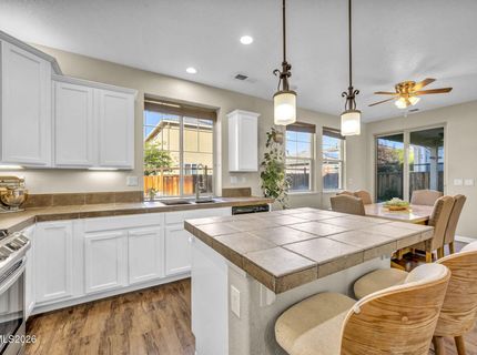 7239 Foxwood Lane, Sparks, NV 89436 Photo