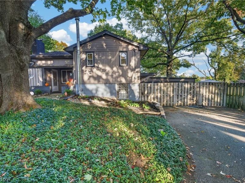 38565 Sugar Ridge Road, North Ridgeville, OH 44039 Photo 4
