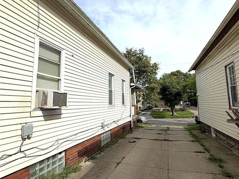 3707 Newark Avenue, Cleveland, OH 44109 Photo 27