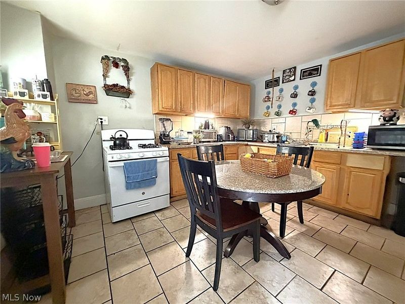 3707 Newark Avenue, Cleveland, OH 44109 Photo 3