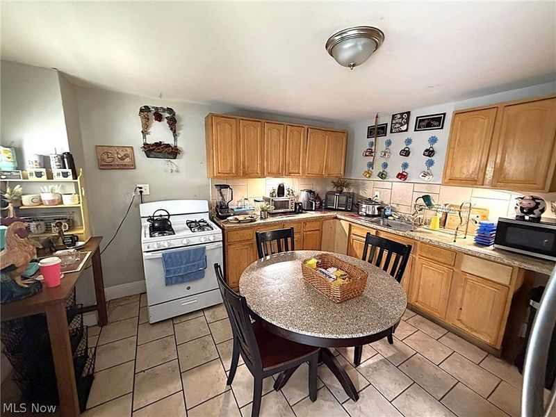 3707 Newark Avenue, Cleveland, OH 44109 Photo 4